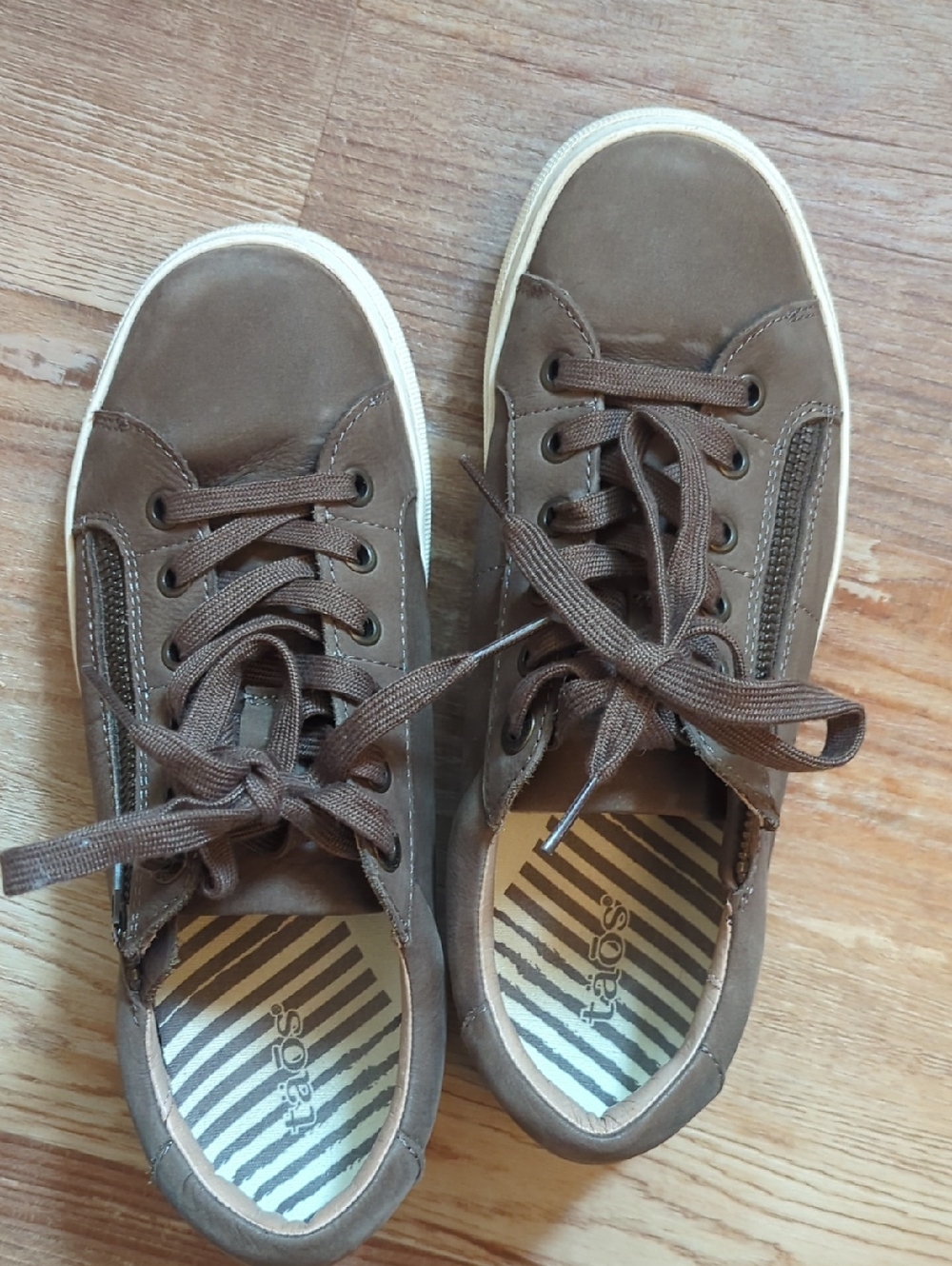 Taos Suede Olive Women's Shoe Size 8